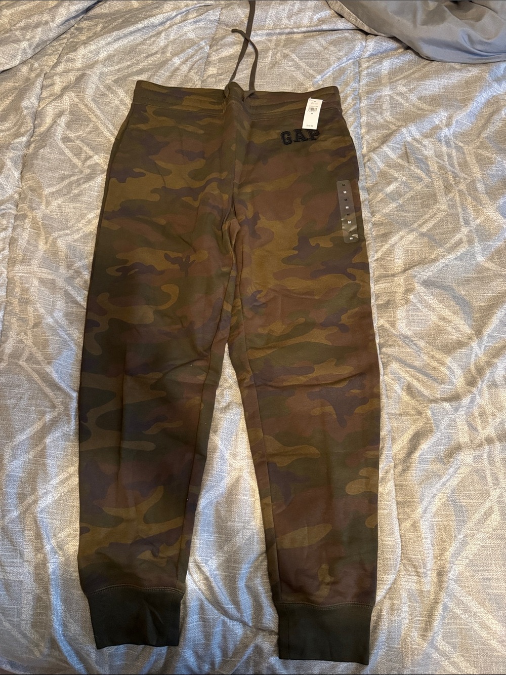 GAP Men’s Camo Jogger Pants - Olive/Brown
